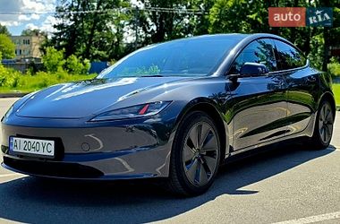 Седан Tesla Model 3 2024 в Киеве