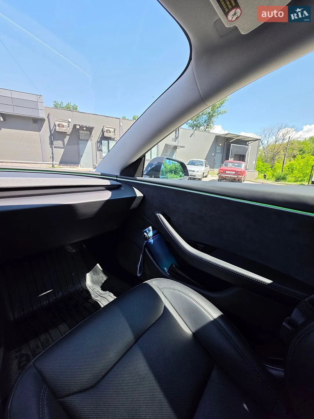 2024 Tesla Model 3 - мініатюра 12