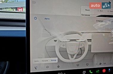 Седан Tesla Model 3 2024 в Киеве