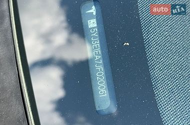 Седан Tesla Model 3 2018 в Борисполе