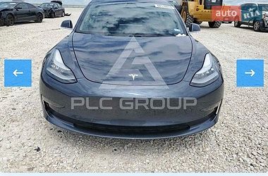 Седан Tesla Model 3 2018 в Борисполе