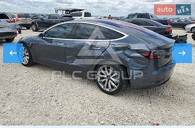 Седан Tesla Model 3 2018 в Борисполе