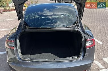 Седан Tesla Model 3 2019 в Києві