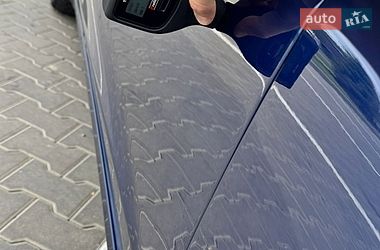 Седан Tesla Model 3 2022 в Виннице