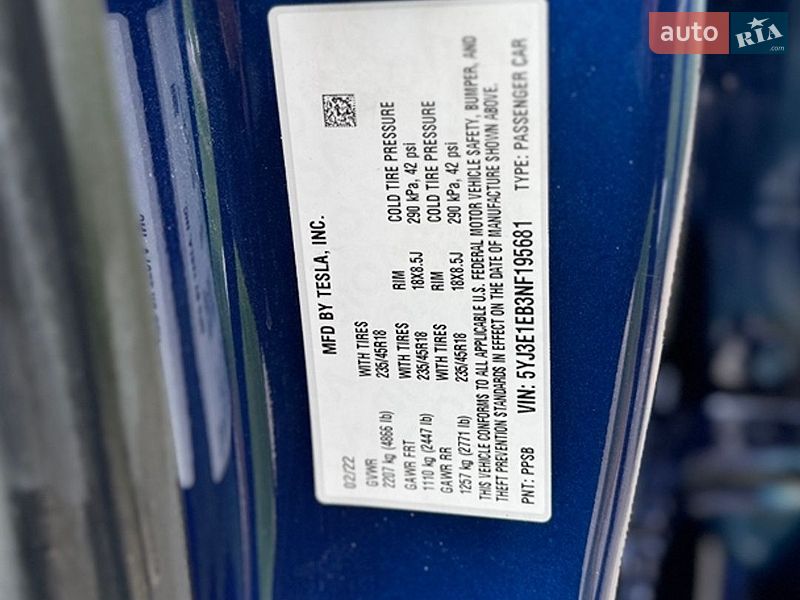 Седан Tesla Model 3 2022 в Виннице