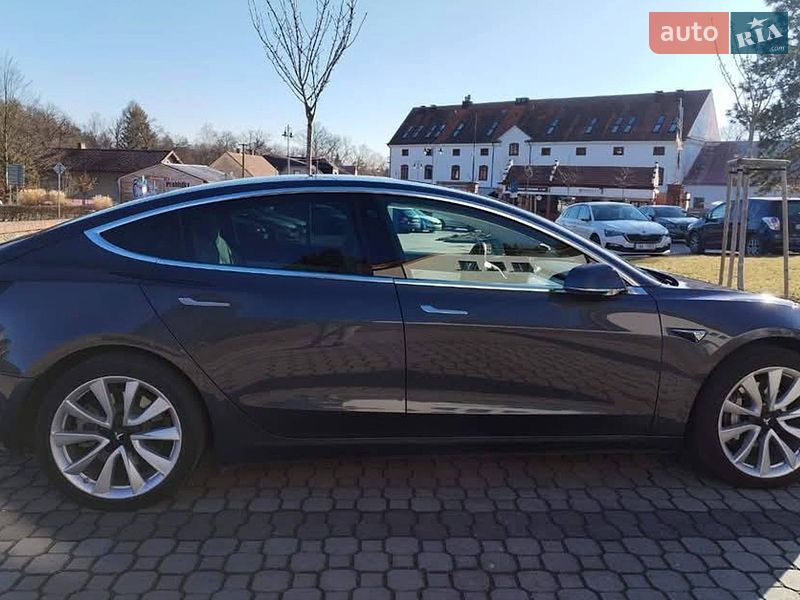 Седан Tesla Model 3 2019 в Виннице фото 18 Седан Tesla Model 3 2019 в Виннице