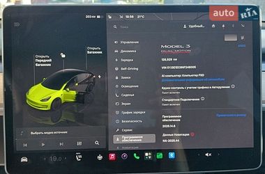 Седан Tesla Model 3 2022 в Калиновке