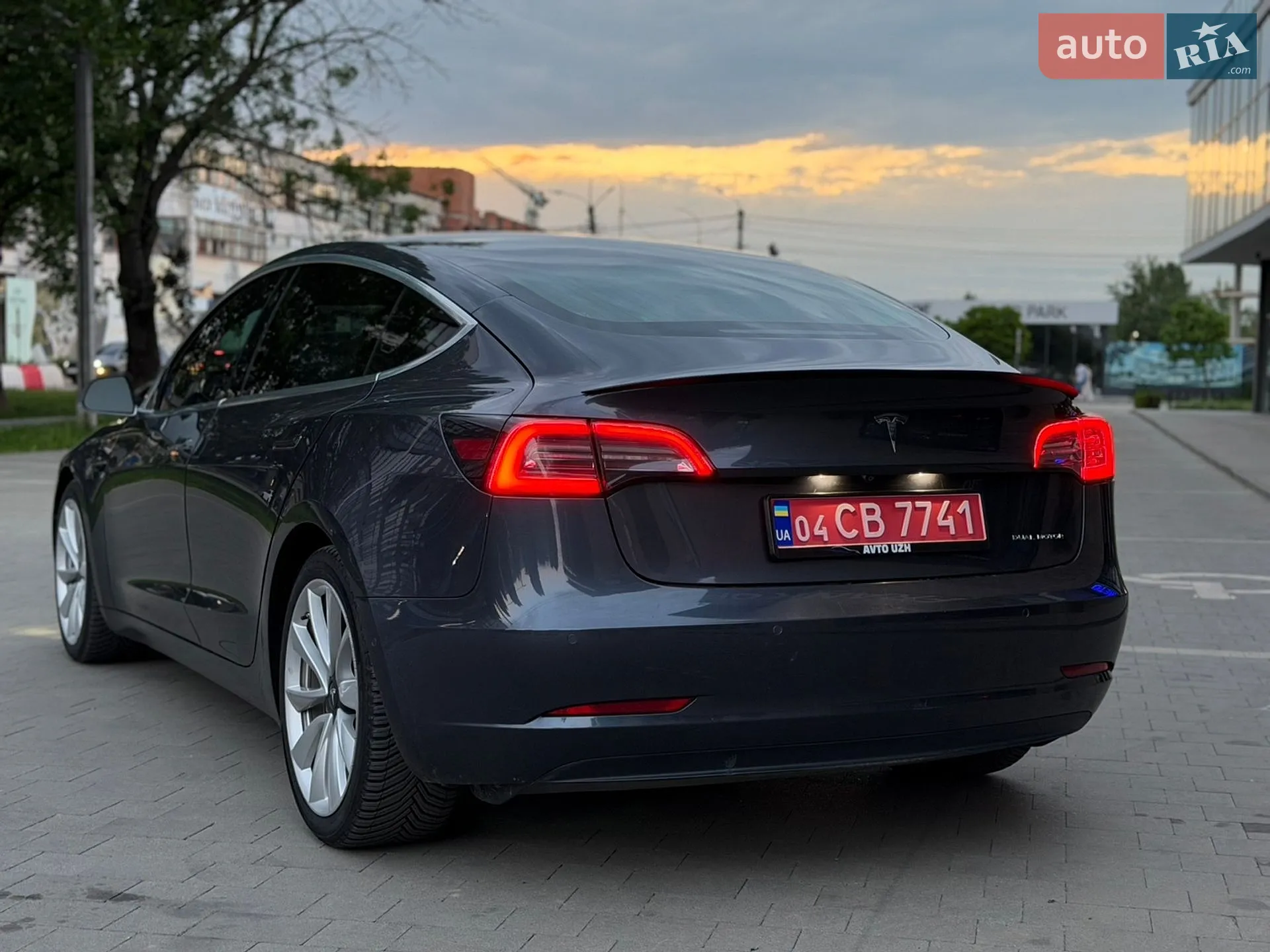 2019 Tesla Model 3 - мініатюра 14