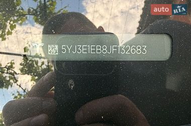 Седан Tesla Model 3 2019 в Ужгороде