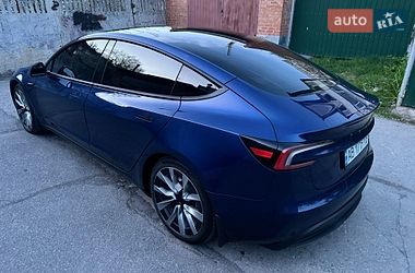 Седан Tesla Model 3 2024 в Вінниці