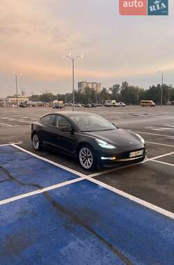 Седан Tesla Model 3 2022 в Софіївській Борщагівці