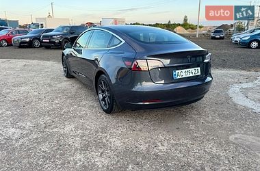 Седан Tesla Model 3 2018 в Луцке