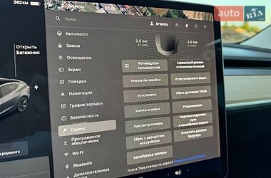 Седан Tesla Model 3 2018 в Луцке
