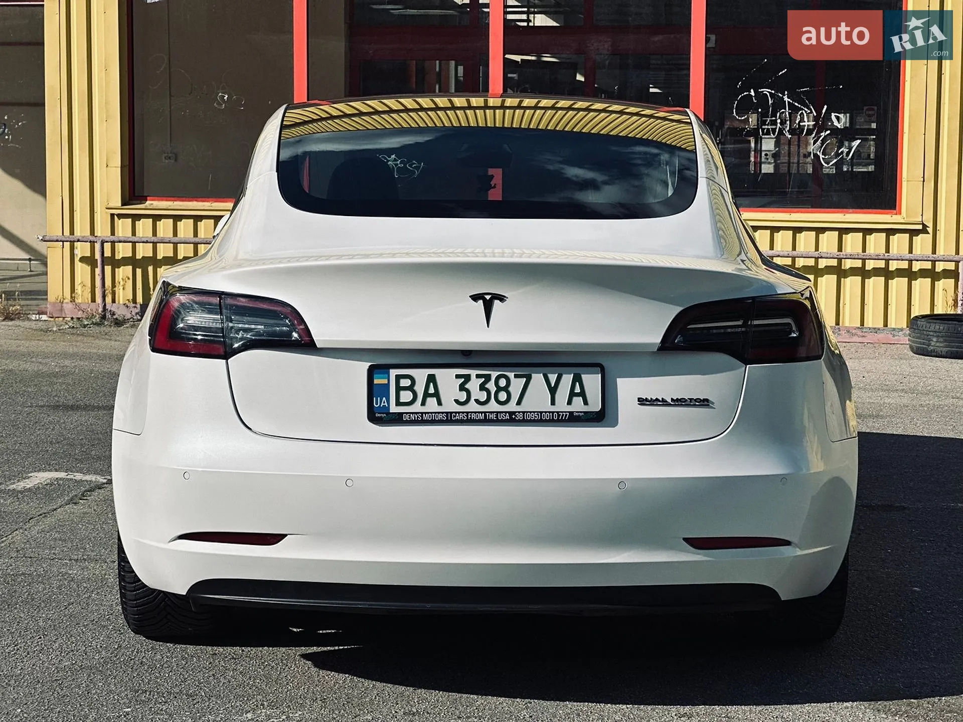 2020 Tesla Model 3 - мініатюра 10