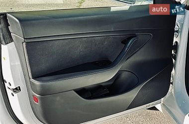 Седан Tesla Model 3 2020 в Кропивницком фото 30 Седан Tesla Model 3 2020 в Кропивницком