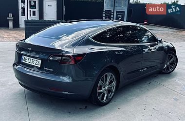 Седан Tesla Model 3 2018 в Новомосковську