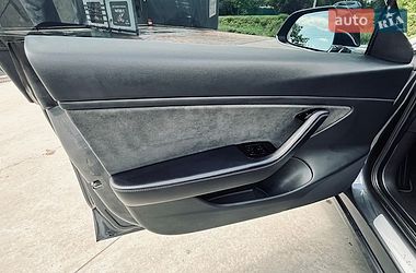 Седан Tesla Model 3 2018 в Новомосковську