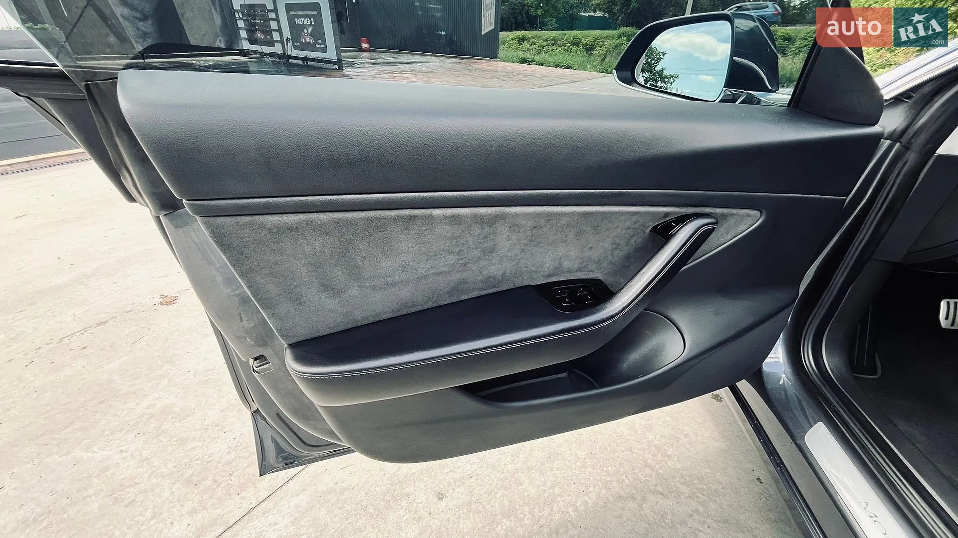 2018 Tesla Model 3 - мініатюра 13