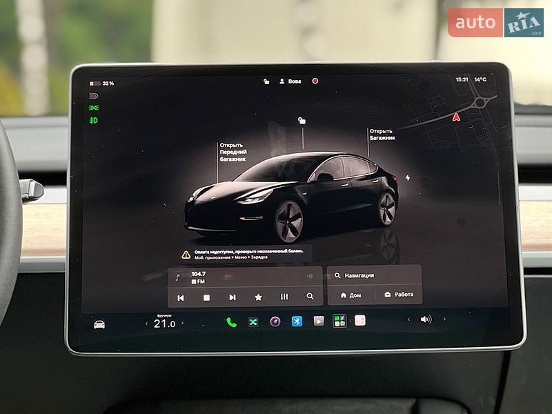 Седан Tesla Model 3 2023 в Львове