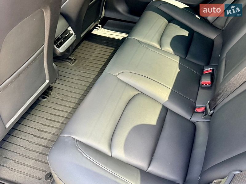 Седан Tesla Model 3 2023 в Сумах