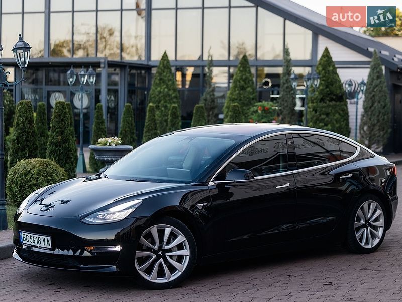 Tesla Model 3 2018