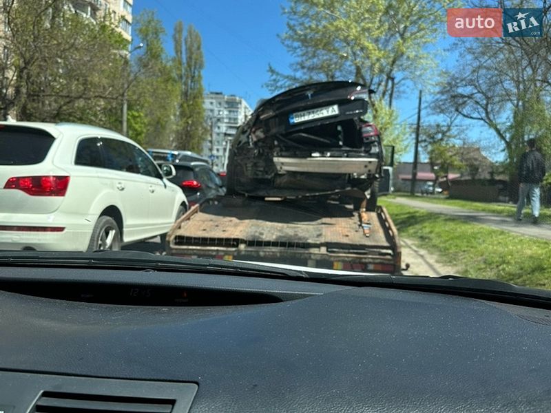 Седан Tesla Model 3 2018 в Одессе
