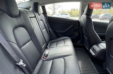 Седан Tesla Model 3 2019 в Одесі