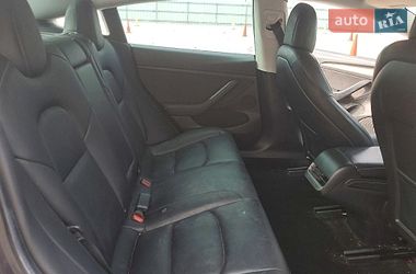 Седан Tesla Model 3 2021 в Львове