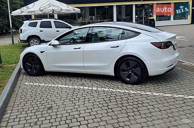Седан Tesla Model 3 2020 в Ивано-Франковске