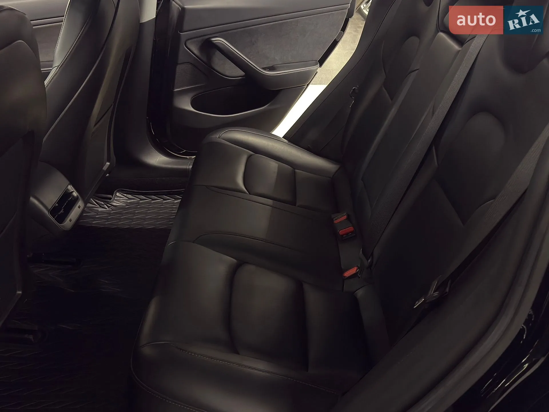 2019 Tesla Model 3 - мініатюра 21