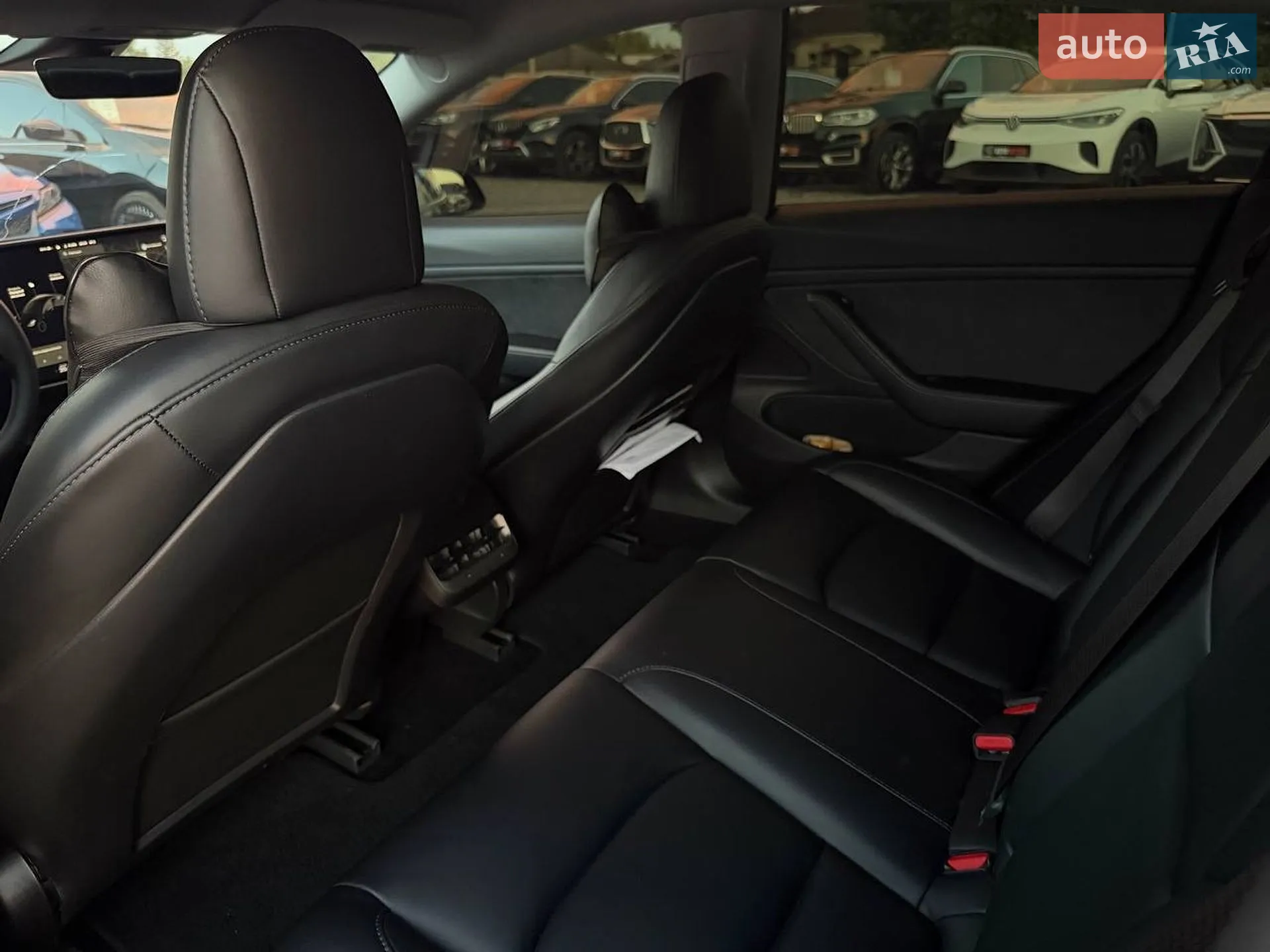 2020 Tesla Model 3 - мініатюра 32