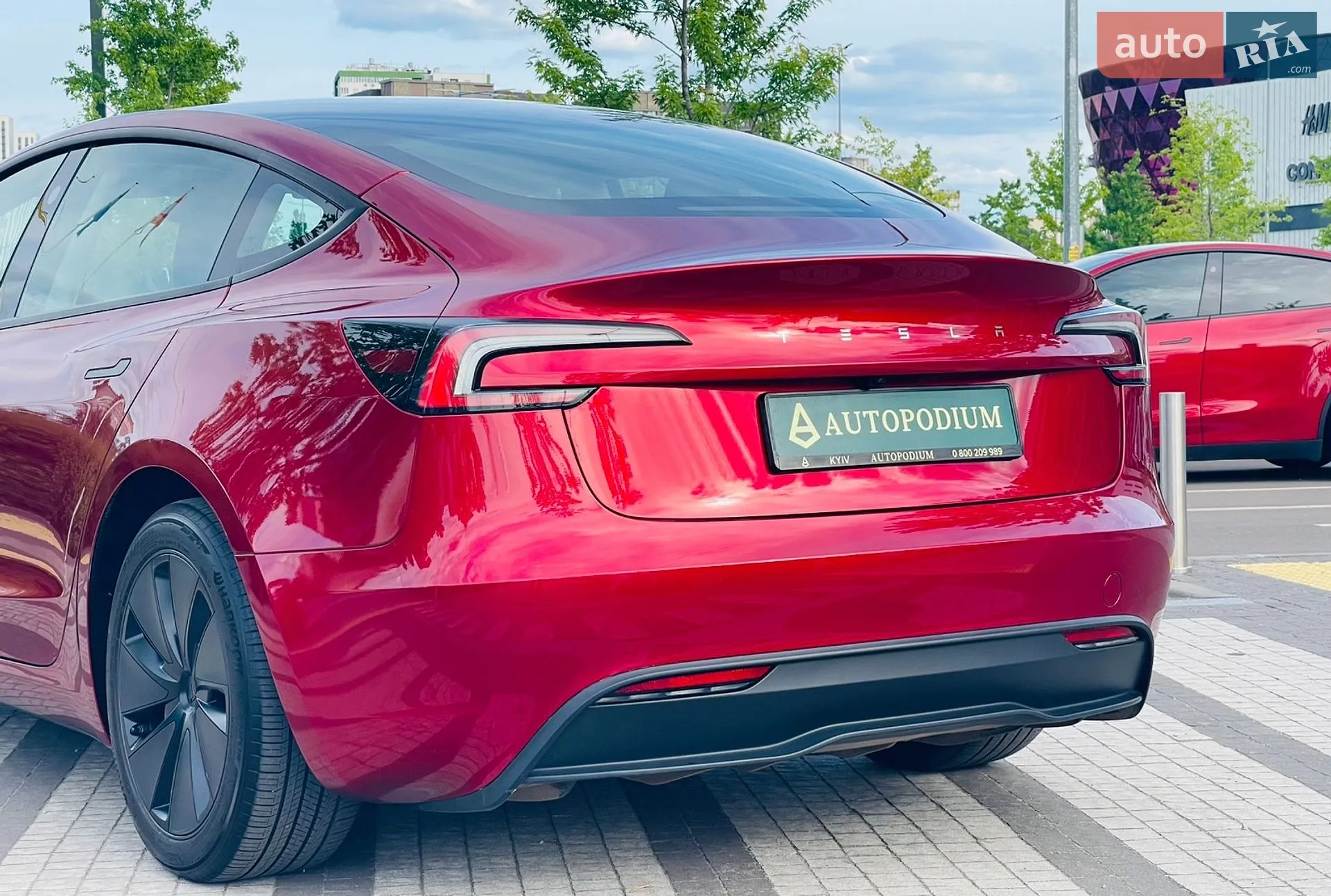 2024 Tesla Model 3 - мініатюра 10
