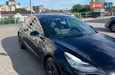 Седан Tesla Model 3 2019 в Хмельницькому фото 3 Седан Tesla Model 3 2019 в Хмельницькому