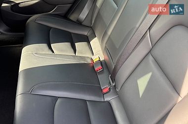 Седан Tesla Model 3 2019 в Хмельницькому фото 9 Седан Tesla Model 3 2019 в Хмельницькому