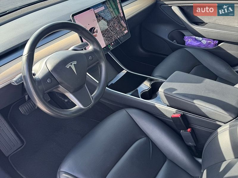 Седан Tesla Model 3 2019 в Хмельницькому фото 8 Седан Tesla Model 3 2019 в Хмельницькому