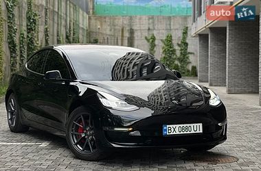 Седан Tesla Model 3 2018 в Хмельницком