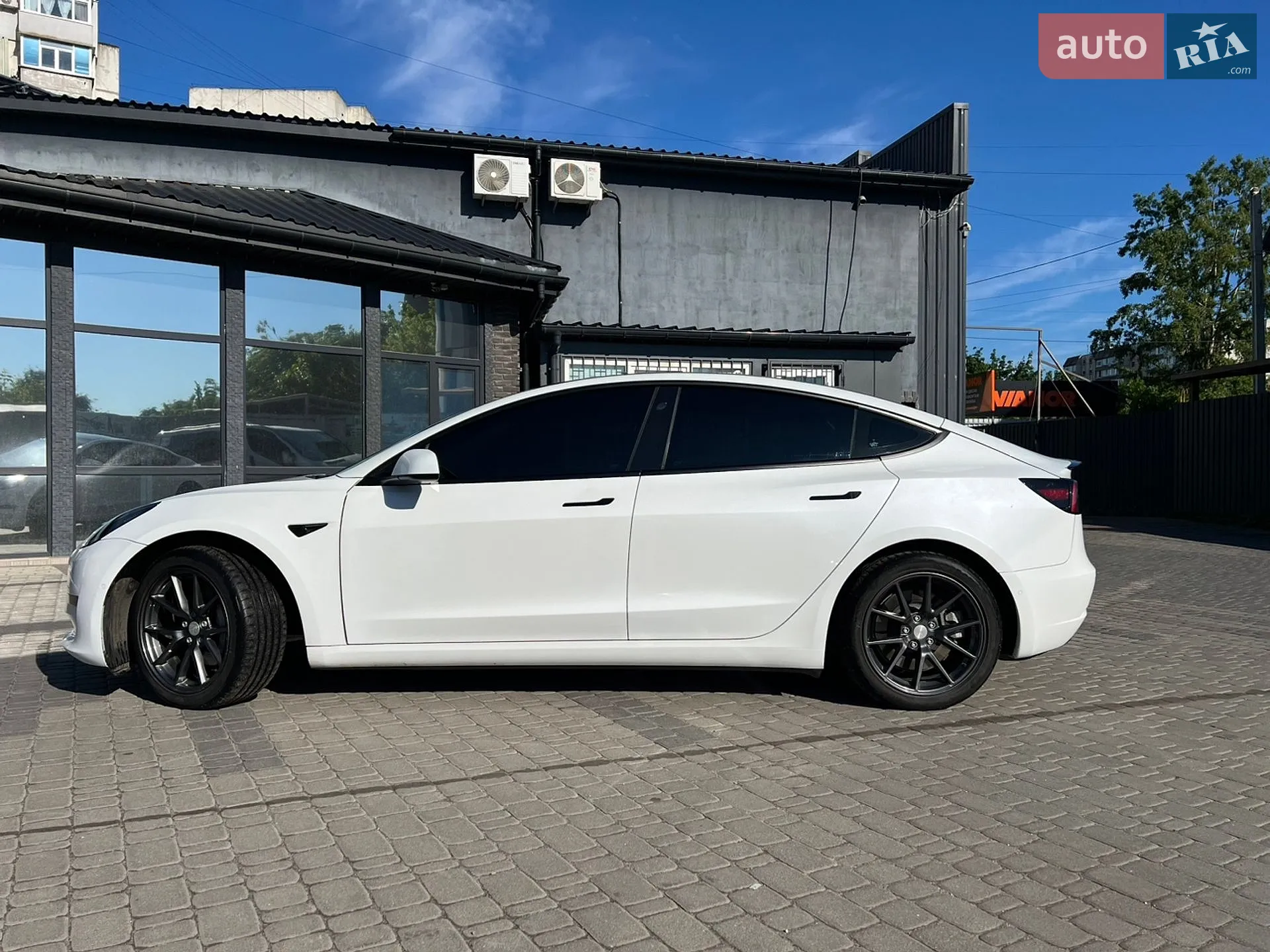 2021 Tesla Model 3 - мініатюра 3