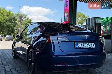 Седан Tesla Model 3 2021 в Одессе
