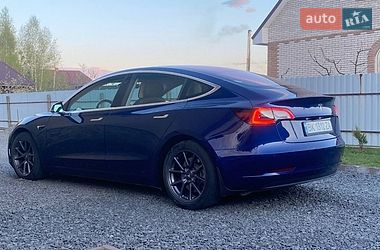 Седан Tesla Model 3 2018 в Рокитном фото 18 Седан Tesla Model 3 2018 в Рокитном