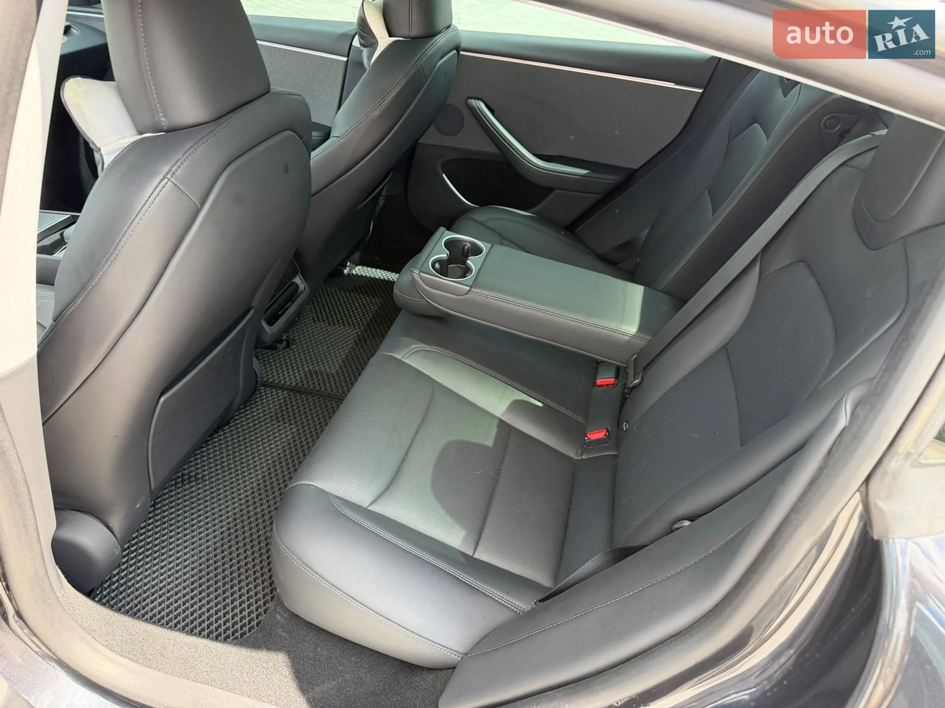 2024 Tesla Model 3 - мініатюра 14