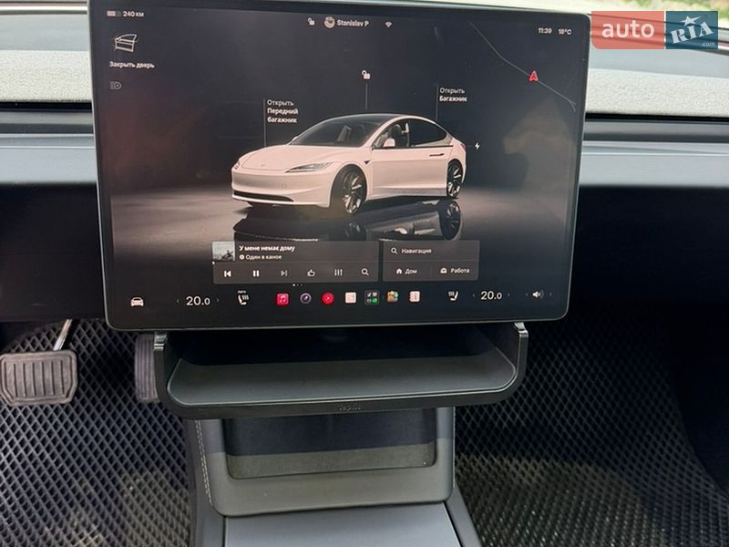 Седан Tesla Model 3 2024 в Золочеве