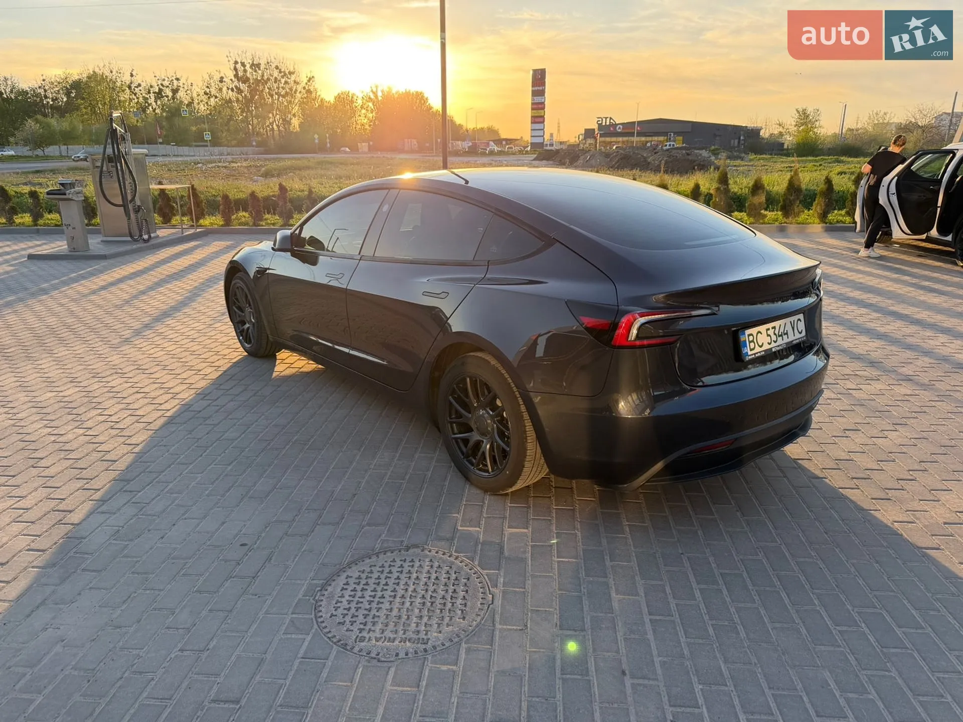 2024 Tesla Model 3 - мініатюра 30