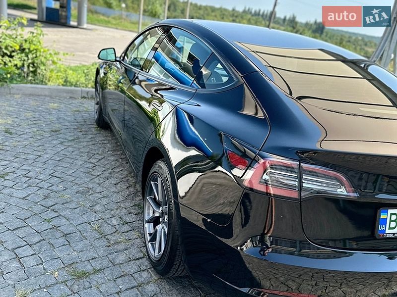2022 Tesla Model 3, VIN 5YJ3E1EB3NF256818:plate — фото 1 (autoria)