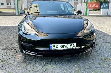 Седан Tesla Model 3 2022 в Хмельницком