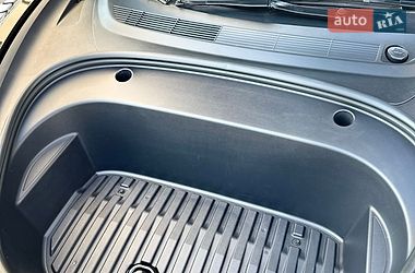 Седан Tesla Model 3 2022 в Хмельницком