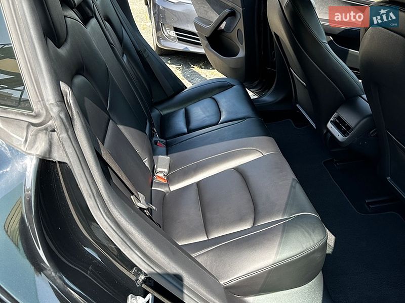Седан Tesla Model 3 2022 в Хмельницькому фото 24 Седан Tesla Model 3 2022 в Хмельницькому