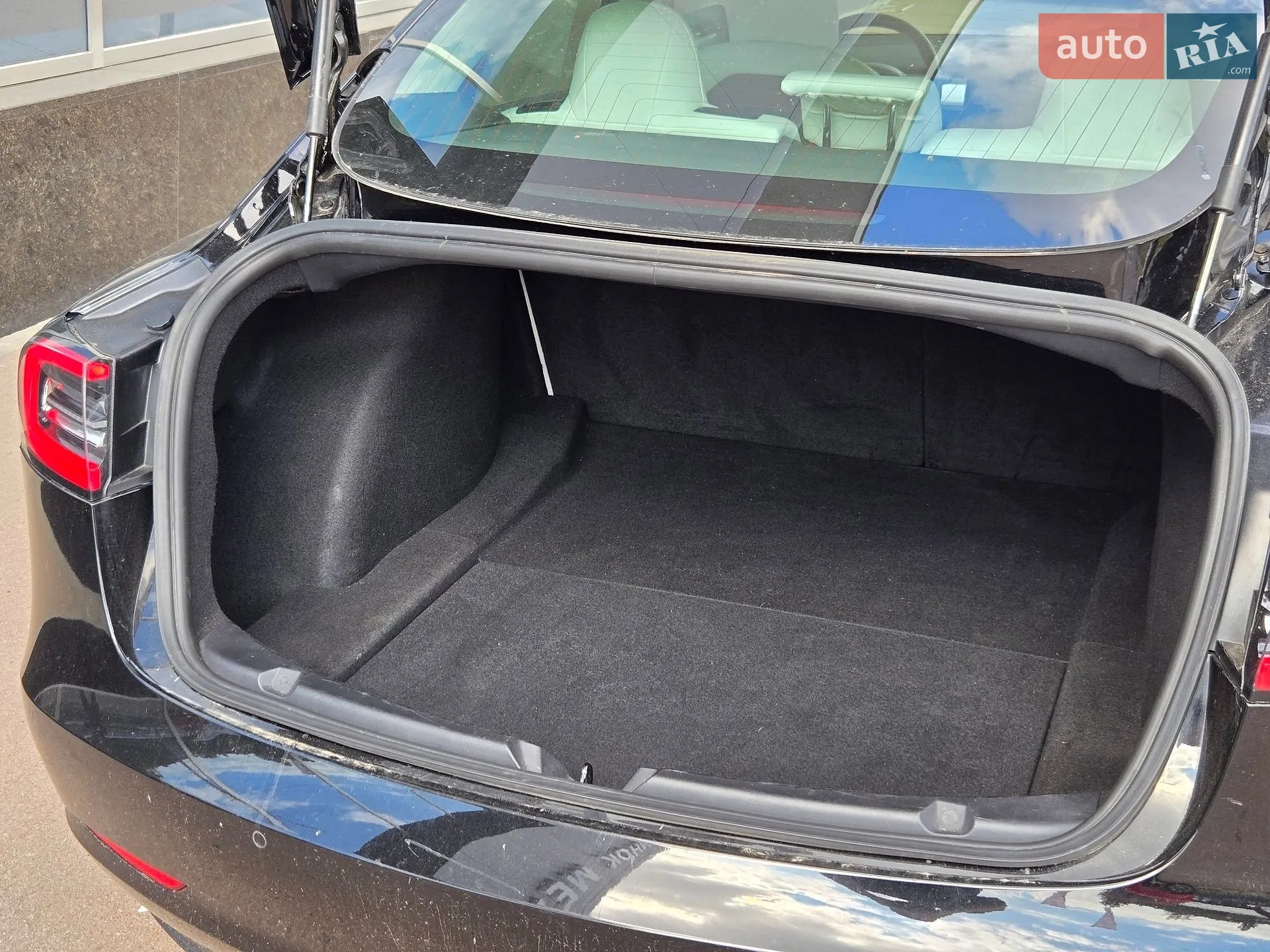 2019 Tesla Model 3 - мініатюра 29