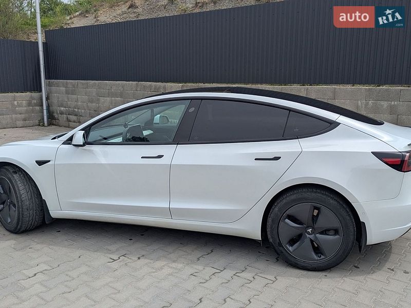 Седан Tesla Model 3 2021 в Галиче