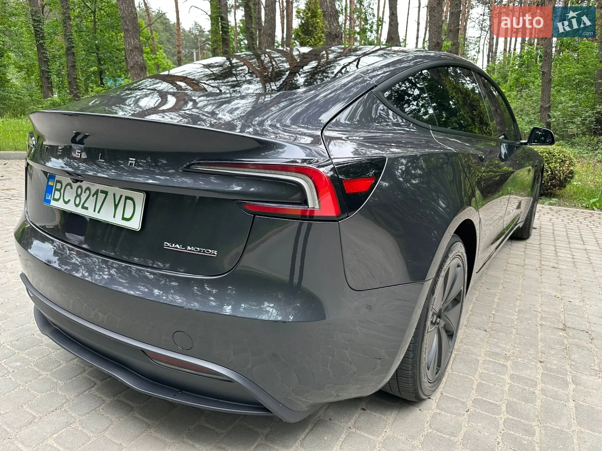2025 Tesla Model 3 - мініатюра 15