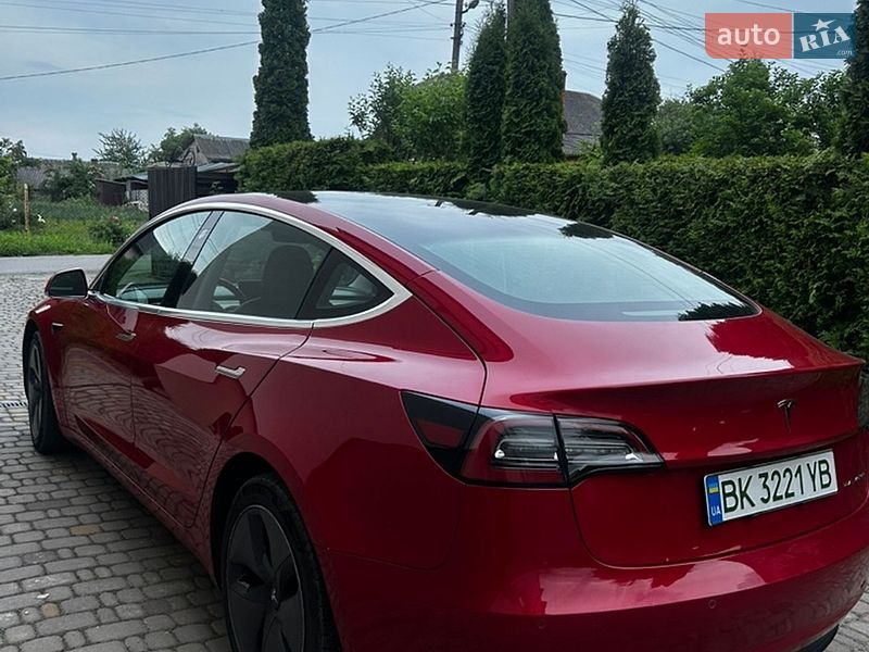 Седан Tesla Model 3 2019 в Рівному фото 4 Седан Tesla Model 3 2019 в Рівному